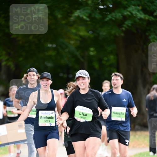 31.08.2025 - 21. Blankeneser Heldenlauf Dr. Thomas Lammeyer http://msf.ph/oto/8637381 31.08.2025 10:48:01 Laufen 3732, 3629, 3630, 3443 meine-sportfotos.de