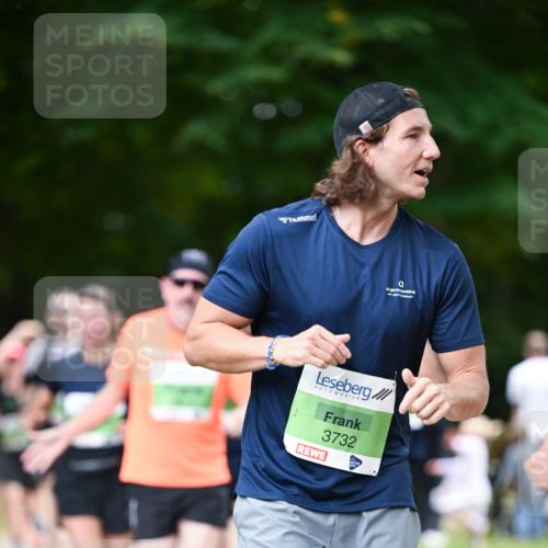 31.08.2025 - 21. Blankeneser Heldenlauf Dr. Thomas Lammeyer http://msf.ph/oto/8637401 31.08.2025 10:48:06 Laufen 3732 meine-sportfotos.de