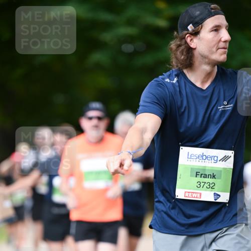 31.08.2025 - 21. Blankeneser Heldenlauf Dr. Thomas Lammeyer http://msf.ph/oto/8637404 31.08.2025 10:48:06 Laufen 0, 3732 meine-sportfotos.de