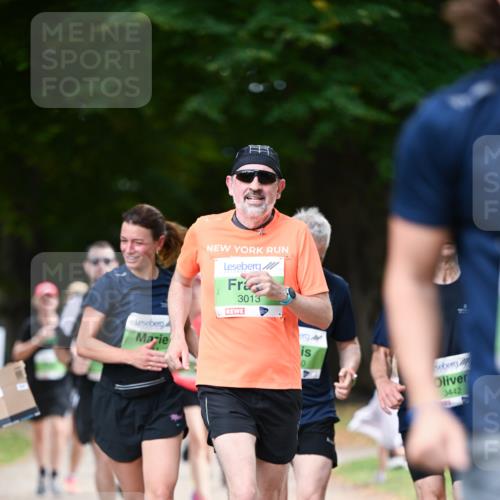 31.08.2025 - 21. Blankeneser Heldenlauf Dr. Thomas Lammeyer http://msf.ph/oto/8637405 31.08.2025 10:48:07 Laufen 3013, 0, 3442 meine-sportfotos.de