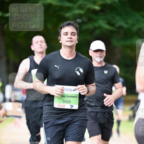31.08.2025 - 21. Blankeneser Heldenlauf Dr. Thomas Lammeyer http://msf.ph/oto/8637455 31.08.2025 10:48:18 Laufen 3, 3455 meine-sportfotos.de