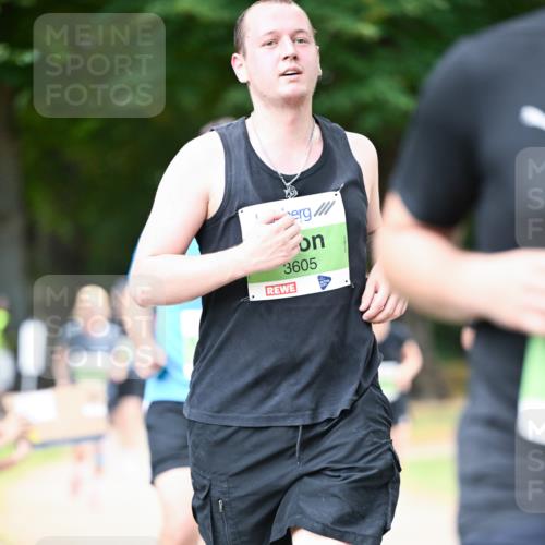 31.08.2025 - 21. Blankeneser Heldenlauf Dr. Thomas Lammeyer http://msf.ph/oto/8637464 31.08.2025 10:48:19 Laufen 3605 meine-sportfotos.de