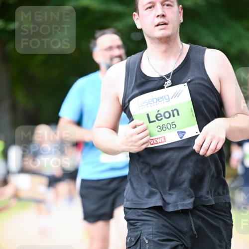 31.08.2025 - 21. Blankeneser Heldenlauf Dr. Thomas Lammeyer http://msf.ph/oto/8637466 31.08.2025 10:48:20 Laufen 3605 meine-sportfotos.de