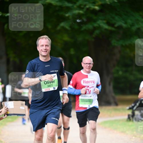 31.08.2025 - 21. Blankeneser Heldenlauf Dr. Thomas Lammeyer http://msf.ph/oto/8637474 31.08.2025 10:48:21 Laufen 3477, 3613 meine-sportfotos.de