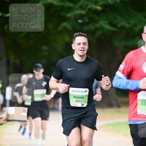 31.08.2025 - 21. Blankeneser Heldenlauf Dr. Thomas Lammeyer http://msf.ph/oto/8637485 31.08.2025 10:48:24 Laufen 3671 meine-sportfotos.de