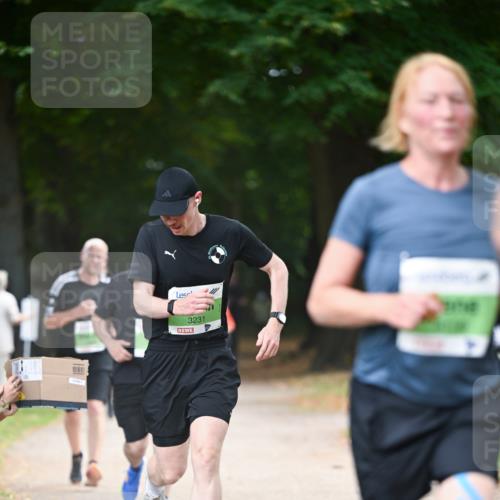 31.08.2025 - 21. Blankeneser Heldenlauf Dr. Thomas Lammeyer http://msf.ph/oto/8637493 31.08.2025 10:48:25 Laufen 3231 meine-sportfotos.de