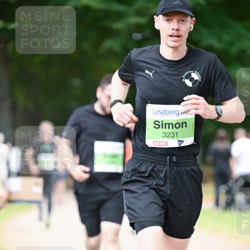 31.08.2025 - 21. Blankeneser Heldenlauf Dr. Thomas Lammeyer http://msf.ph/oto/8637503 31.08.2025 10:48:27 Laufen 3231, 2 meine-sportfotos.de