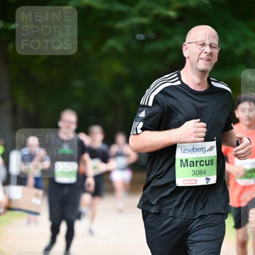 31.08.2025 - 21. Blankeneser Heldenlauf Dr. Thomas Lammeyer http://msf.ph/oto/8637521 31.08.2025 10:48:31 Laufen 400, 3084 meine-sportfotos.de