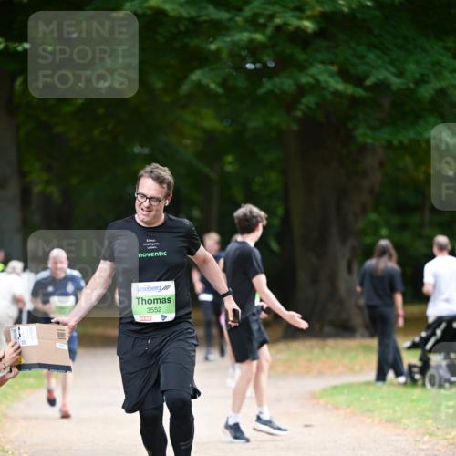 31.08.2025 - 21. Blankeneser Heldenlauf Dr. Thomas Lammeyer http://msf.ph/oto/8637526 31.08.2025 10:48:32 Laufen 3552 meine-sportfotos.de