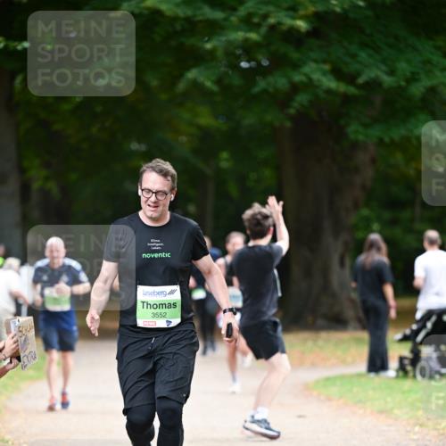 31.08.2025 - 21. Blankeneser Heldenlauf Dr. Thomas Lammeyer http://msf.ph/oto/8637528 31.08.2025 10:48:32 Laufen 3552 meine-sportfotos.de