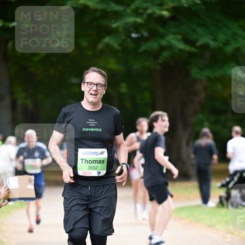 31.08.2025 - 21. Blankeneser Heldenlauf Dr. Thomas Lammeyer http://msf.ph/oto/8637534 31.08.2025 10:48:33 Laufen 3552 meine-sportfotos.de