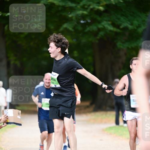 31.08.2025 - 21. Blankeneser Heldenlauf Dr. Thomas Lammeyer http://msf.ph/oto/8637549 31.08.2025 10:48:35 Laufen 3393, 410 meine-sportfotos.de