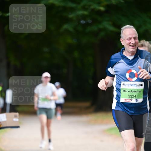 31.08.2025 - 21. Blankeneser Heldenlauf Dr. Thomas Lammeyer http://msf.ph/oto/8637577 31.08.2025 10:48:41 Laufen 3324 meine-sportfotos.de