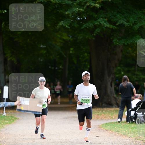 31.08.2025 - 21. Blankeneser Heldenlauf Dr. Thomas Lammeyer http://msf.ph/oto/8637608 31.08.2025 10:48:47 Laufen 3290 meine-sportfotos.de