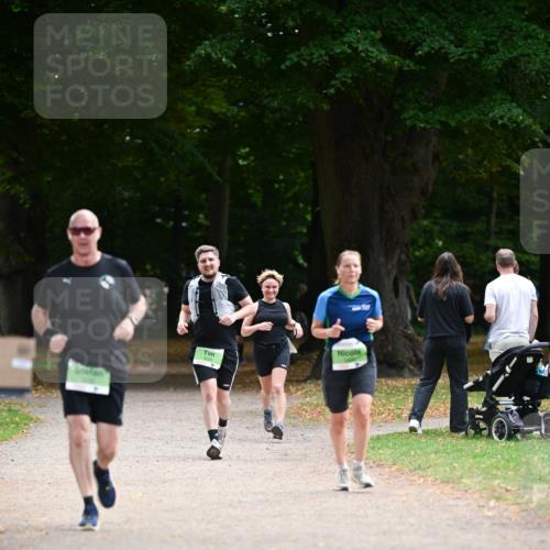31.08.2025 - 21. Blankeneser Heldenlauf Dr. Thomas Lammeyer http://msf.ph/oto/8637714 31.08.2025 10:49:23 Laufen 3225 meine-sportfotos.de