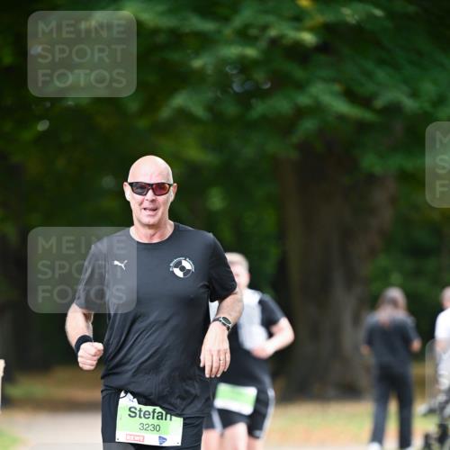 31.08.2025 - 21. Blankeneser Heldenlauf Dr. Thomas Lammeyer http://msf.ph/oto/8637716 31.08.2025 10:49:26 Laufen 3230 meine-sportfotos.de