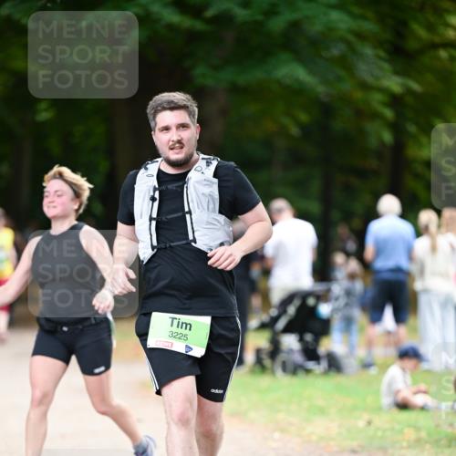 31.08.2025 - 21. Blankeneser Heldenlauf Dr. Thomas Lammeyer http://msf.ph/oto/8637733 31.08.2025 10:49:29 Laufen 3225 meine-sportfotos.de