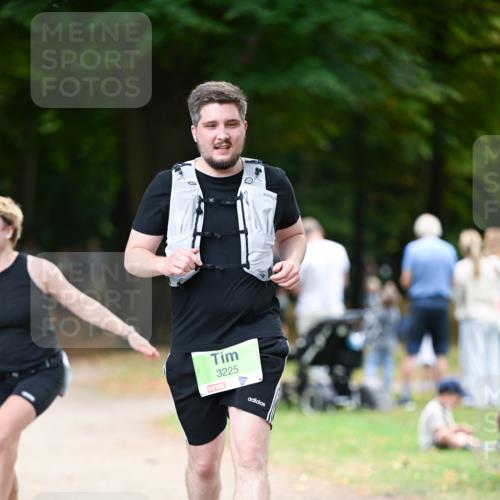 31.08.2025 - 21. Blankeneser Heldenlauf Dr. Thomas Lammeyer http://msf.ph/oto/8637735 31.08.2025 10:49:29 Laufen 3225 meine-sportfotos.de