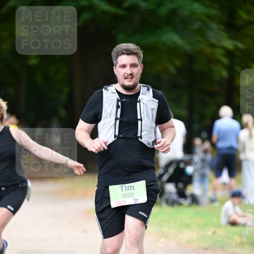 31.08.2025 - 21. Blankeneser Heldenlauf Dr. Thomas Lammeyer http://msf.ph/oto/8637736 31.08.2025 10:49:29 Laufen 3225 meine-sportfotos.de