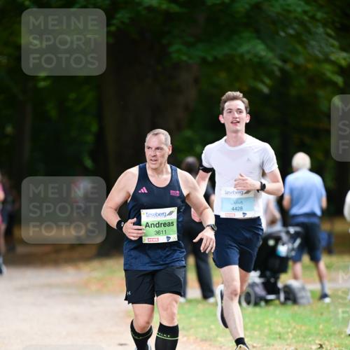 31.08.2025 - 21. Blankeneser Heldenlauf Dr. Thomas Lammeyer http://msf.ph/oto/8637754 31.08.2025 10:49:42 Laufen 4428, 3611 meine-sportfotos.de