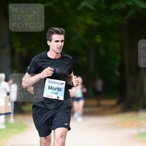 31.08.2025 - 21. Blankeneser Heldenlauf Dr. Thomas Lammeyer http://msf.ph/oto/8637762 31.08.2025 10:49:43 Laufen 4190 meine-sportfotos.de