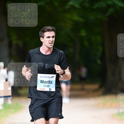31.08.2025 - 21. Blankeneser Heldenlauf Dr. Thomas Lammeyer http://msf.ph/oto/8637763 31.08.2025 10:49:44 Laufen 4190 meine-sportfotos.de