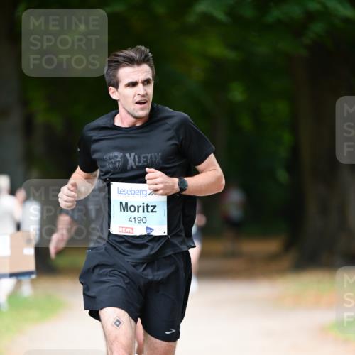 31.08.2025 - 21. Blankeneser Heldenlauf Dr. Thomas Lammeyer http://msf.ph/oto/8637765 31.08.2025 10:49:44 Laufen 4190 meine-sportfotos.de