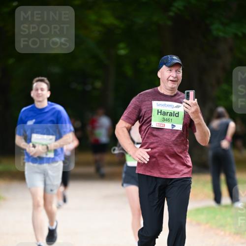 31.08.2025 - 21. Blankeneser Heldenlauf Dr. Thomas Lammeyer http://msf.ph/oto/8637790 31.08.2025 10:49:51 Laufen 3461 meine-sportfotos.de