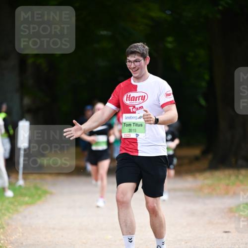 31.08.2025 - 21. Blankeneser Heldenlauf Dr. Thomas Lammeyer http://msf.ph/oto/8637829 31.08.2025 10:50:03 Laufen 3515 meine-sportfotos.de