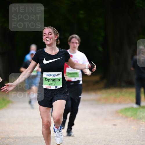 31.08.2025 - 21. Blankeneser Heldenlauf Dr. Thomas Lammeyer http://msf.ph/oto/8637849 31.08.2025 10:50:09 Laufen 3412 meine-sportfotos.de