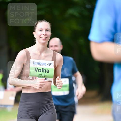 31.08.2025 - 21. Blankeneser Heldenlauf Dr. Thomas Lammeyer http://msf.ph/oto/8637895 31.08.2025 10:50:21 Laufen 3216 meine-sportfotos.de