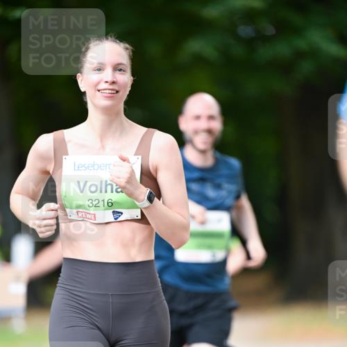 31.08.2025 - 21. Blankeneser Heldenlauf Dr. Thomas Lammeyer http://msf.ph/oto/8637897 31.08.2025 10:50:21 Laufen 3216 meine-sportfotos.de