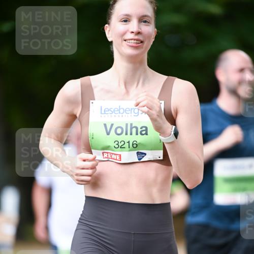 31.08.2025 - 21. Blankeneser Heldenlauf Dr. Thomas Lammeyer http://msf.ph/oto/8637902 31.08.2025 10:50:22 Laufen 3216 meine-sportfotos.de
