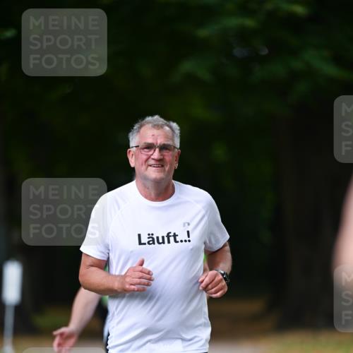 31.08.2025 - 21. Blankeneser Heldenlauf Dr. Thomas Lammeyer http://msf.ph/oto/8637906 31.08.2025 10:50:23 Laufen 3571 meine-sportfotos.de