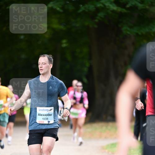 31.08.2025 - 21. Blankeneser Heldenlauf Dr. Thomas Lammeyer http://msf.ph/oto/8637924 31.08.2025 10:50:32 Laufen 031, 4038 meine-sportfotos.de