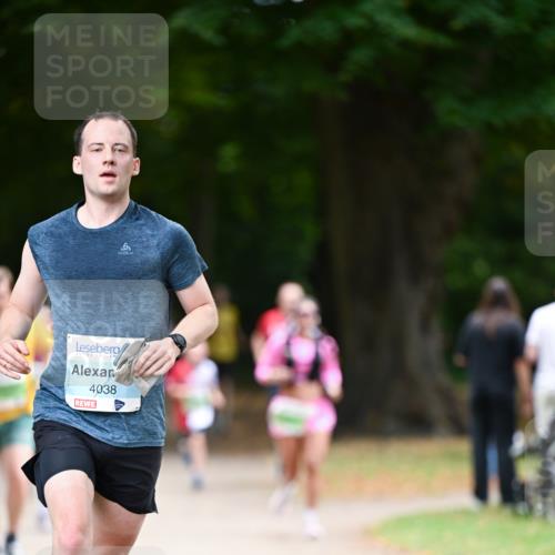 31.08.2025 - 21. Blankeneser Heldenlauf Dr. Thomas Lammeyer http://msf.ph/oto/8637930 31.08.2025 10:50:32 Laufen 4038 meine-sportfotos.de