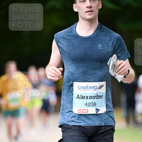 31.08.2025 - 21. Blankeneser Heldenlauf Dr. Thomas Lammeyer http://msf.ph/oto/8637937 31.08.2025 10:50:34 Laufen 4038 meine-sportfotos.de