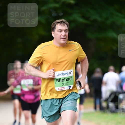 31.08.2025 - 21. Blankeneser Heldenlauf Dr. Thomas Lammeyer http://msf.ph/oto/8637949 31.08.2025 10:50:38 Laufen 3057 meine-sportfotos.de