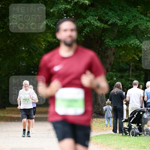 31.08.2025 - 21. Blankeneser Heldenlauf Dr. Thomas Lammeyer http://msf.ph/oto/8637968 31.08.2025 10:50:43 Laufen 3360 meine-sportfotos.de