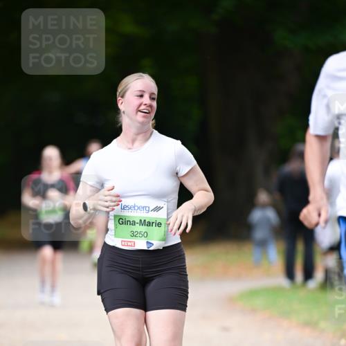 31.08.2025 - 21. Blankeneser Heldenlauf Dr. Thomas Lammeyer http://msf.ph/oto/8637993 31.08.2025 10:50:53 Laufen 3250 meine-sportfotos.de