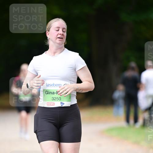 31.08.2025 - 21. Blankeneser Heldenlauf Dr. Thomas Lammeyer http://msf.ph/oto/8637998 31.08.2025 10:50:53 Laufen 3250 meine-sportfotos.de