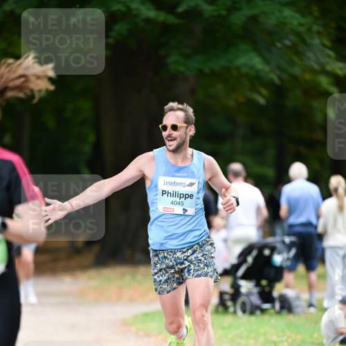 31.08.2025 - 21. Blankeneser Heldenlauf Dr. Thomas Lammeyer http://msf.ph/oto/8638014 31.08.2025 10:50:59 Laufen 4045 meine-sportfotos.de
