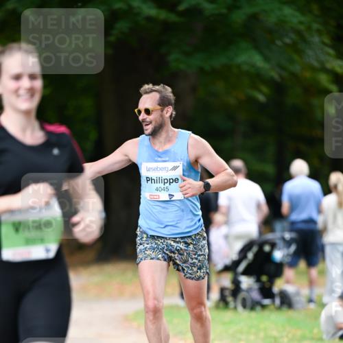 31.08.2025 - 21. Blankeneser Heldenlauf Dr. Thomas Lammeyer http://msf.ph/oto/8638016 31.08.2025 10:50:59 Laufen 4045 meine-sportfotos.de