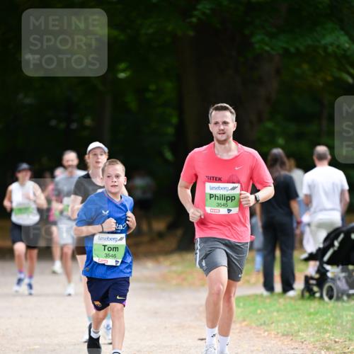 31.08.2025 - 21. Blankeneser Heldenlauf Dr. Thomas Lammeyer http://msf.ph/oto/8638032 31.08.2025 10:51:05 Laufen 3546, 3545 meine-sportfotos.de