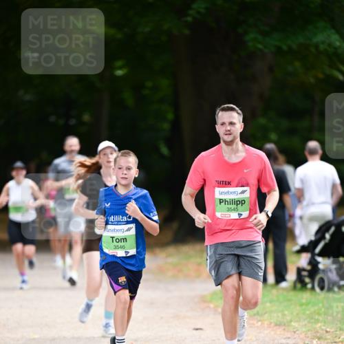 31.08.2025 - 21. Blankeneser Heldenlauf Dr. Thomas Lammeyer http://msf.ph/oto/8638034 31.08.2025 10:51:06 Laufen 3545, 3546, 50 meine-sportfotos.de