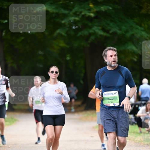 31.08.2025 - 21. Blankeneser Heldenlauf Dr. Thomas Lammeyer http://msf.ph/oto/8638215 31.08.2025 10:51:46 Laufen 3707 meine-sportfotos.de