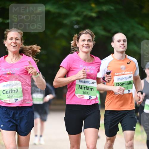 31.08.2025 - 21. Blankeneser Heldenlauf Dr. Thomas Lammeyer http://msf.ph/oto/8638303 31.08.2025 10:52:07 Laufen 3599, 3598, 22 meine-sportfotos.de