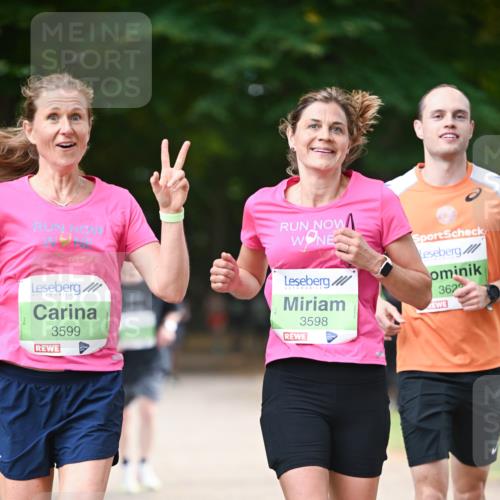 31.08.2025 - 21. Blankeneser Heldenlauf Dr. Thomas Lammeyer http://msf.ph/oto/8638306 31.08.2025 10:52:07 Laufen 3599, 3598, 362 meine-sportfotos.de