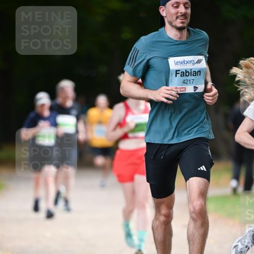 31.08.2025 - 21. Blankeneser Heldenlauf Dr. Thomas Lammeyer http://msf.ph/oto/8638392 31.08.2025 10:52:27 Laufen 4217 meine-sportfotos.de