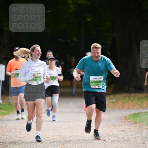 31.08.2025 - 21. Blankeneser Heldenlauf Dr. Thomas Lammeyer http://msf.ph/oto/8638458 31.08.2025 10:52:41 Laufen 3340, 3339 meine-sportfotos.de